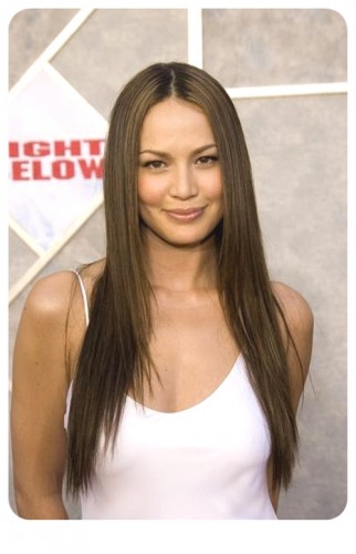 Moon Bloodgood Fotoğrafı