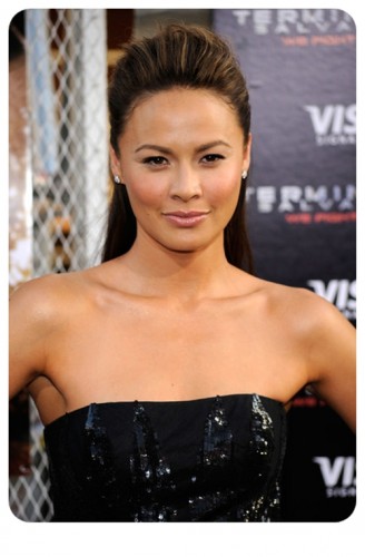 Moon Bloodgood Fotoğrafı
