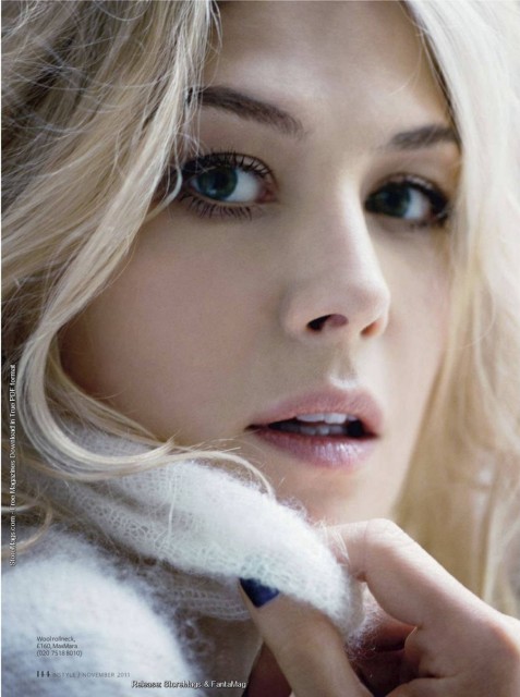 Rosamund Pike Fotoğrafı
