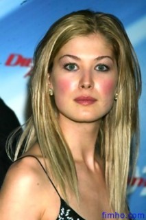 Rosamund Pike Fotoğrafları 109