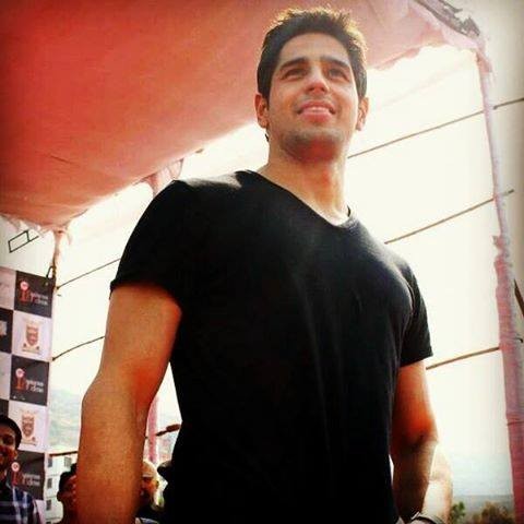 Sidharth Malhotra Fotoğrafı