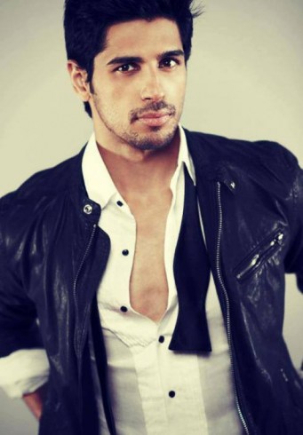 Sidharth Malhotra Fotoğrafı