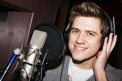 Aaron Tveit Fotoğrafları 3