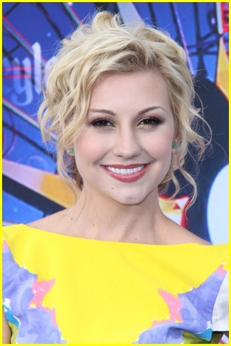 Chelsea Kane Fotoğrafları 20