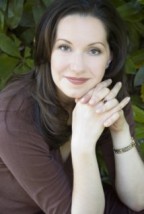Alison Matthews Fotoğrafı