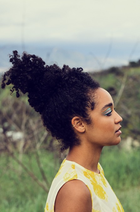 Aisha Dee Fotoğrafı