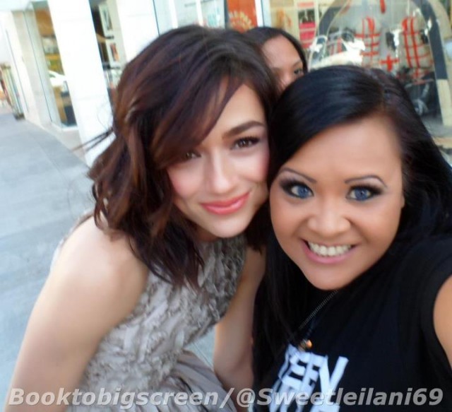 Crystal Reed Fotoğrafı