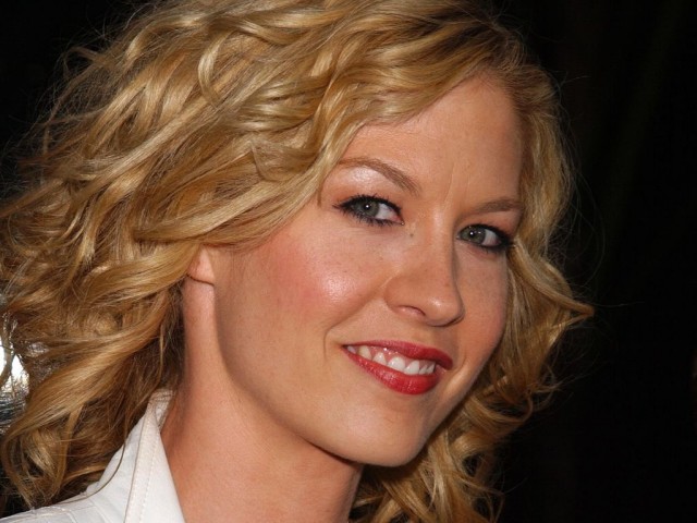 Jenna Elfman Fotoğrafları 1