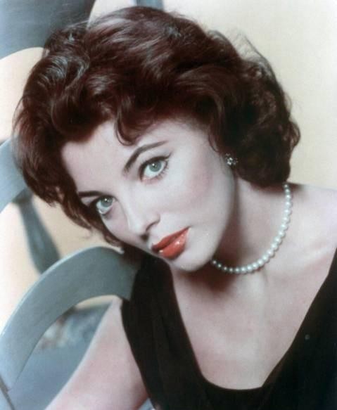 Joan Collins Fotoğrafları 1