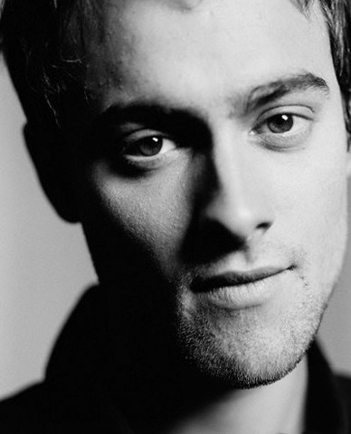 Stuart Townsend Fotoğrafları 15