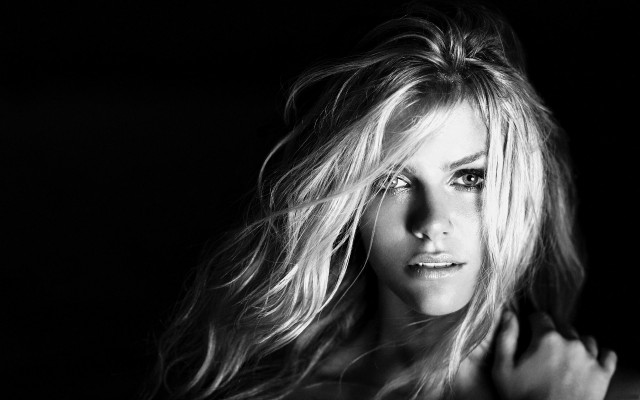 Brooklyn Decker Fotoğrafı