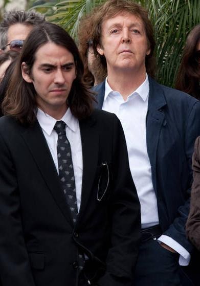 Dhani Harrison Fotoğrafları 8