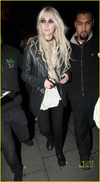 Taylor Momsen Fotoğrafları 476