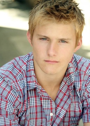 Alexander Ludwig Fotoğrafları 44