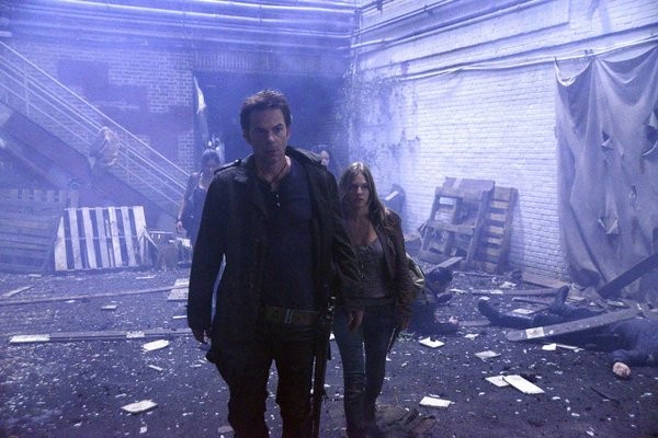 Billy Burke Fotoğrafı