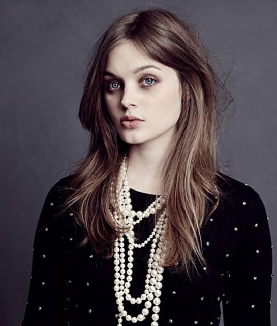 Bella Heathcote Fotoğrafları 14