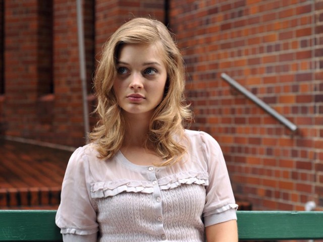 Bella Heathcote Fotoğrafı