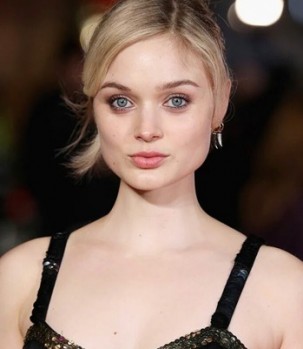 Bella Heathcote Fotoğrafı