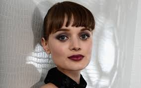 Bella Heathcote Fotoğrafı