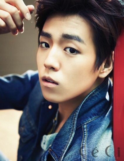 Lee Hyun-woo Fotoğrafı