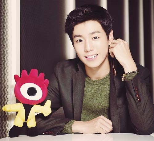 Lee Hyun-woo Fotoğrafı