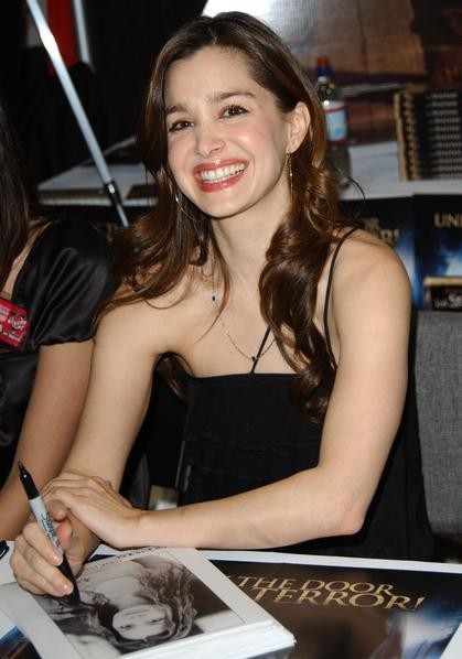 Gina Philips Fotoğrafları 22