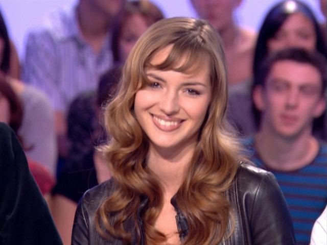 Louise Bourgoin Fotoğrafları 126