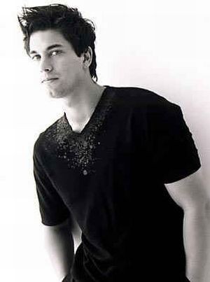 Adam Garcia Fotoğrafları 4