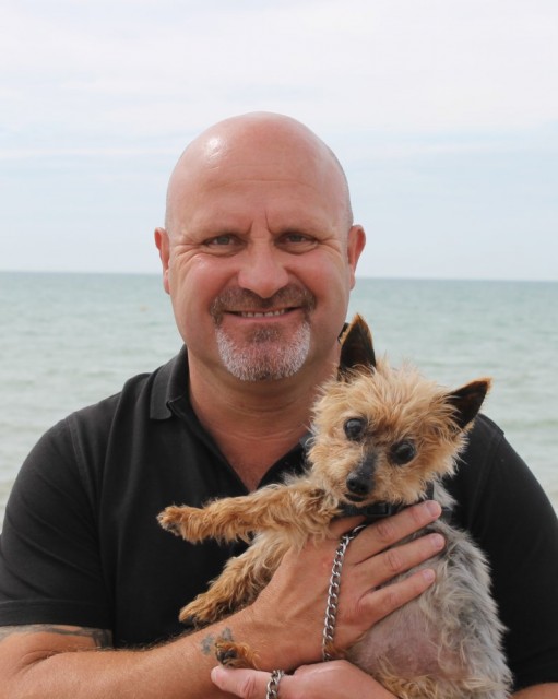 Luing Andrews Fotoğrafı