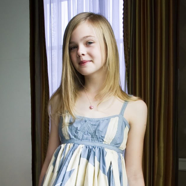 Elle Fanning Fotoğrafları 7