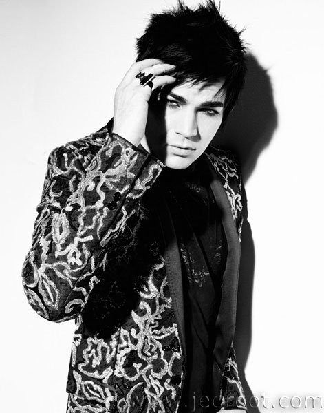 Adam Lambert Fotoğrafı