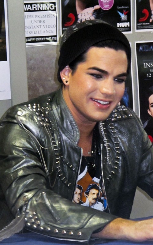 Adam Lambert Fotoğrafı