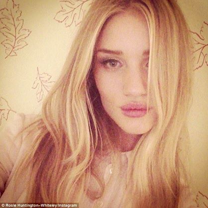 Rosie Huntington-Whiteley Fotoğrafı