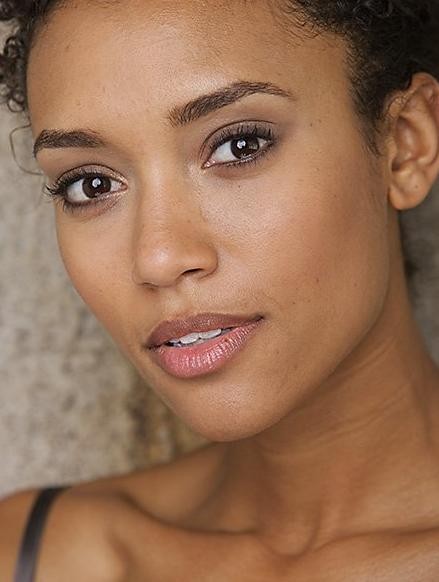 Annie Ilonzeh fotoğrafı