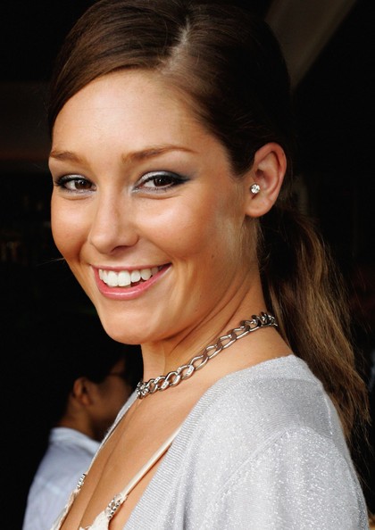 Erin Mcnaught Fotoğrafı