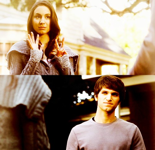 Troian Bellisario Fotoğrafı