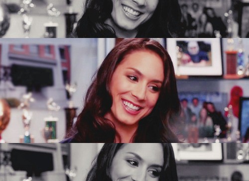 Troian Bellisario Fotoğrafı