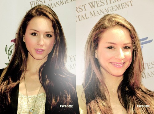 Troian Bellisario Fotoğrafı