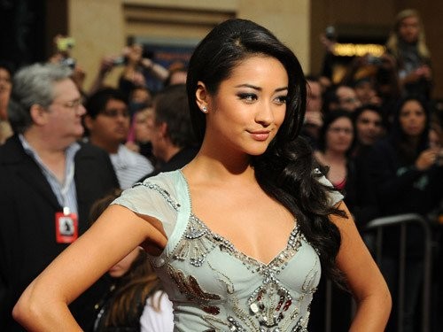 Shay Mitchell Fotoğrafları 16