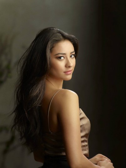 Shay Mitchell Fotoğrafı