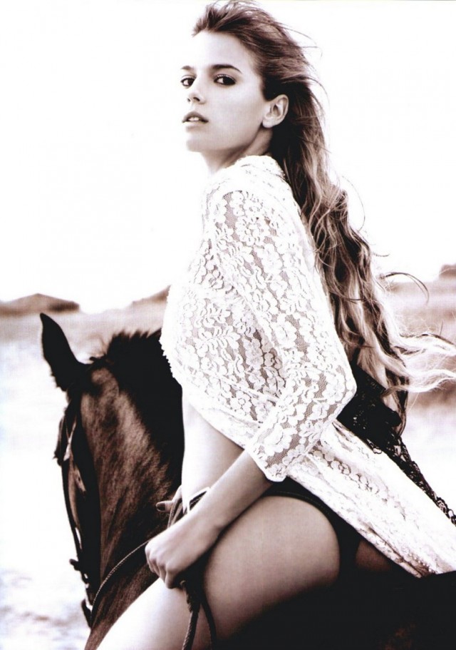 Yesica Toscanini Fotoğrafı