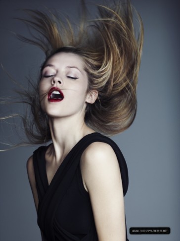 Teresa Palmer Fotoğrafı