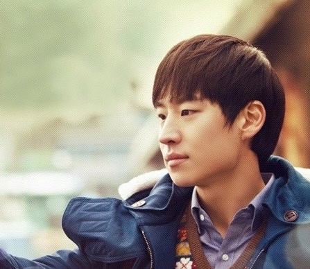 Lee Je-hoon Fotoğrafı