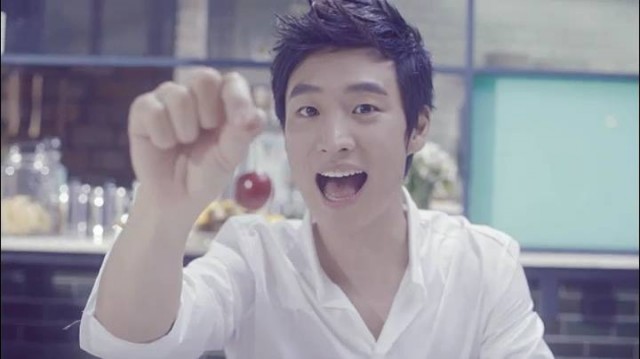 Lee Je-hoon Fotoğrafı