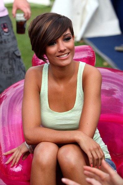 Frankie Sandford Fotoğrafları 216