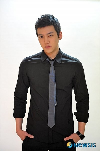 Ji Chang-wook Fotoğrafı