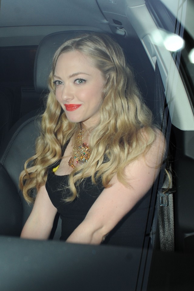 Amanda Seyfried Fotoğrafları 400