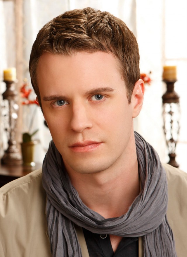 Luke Mably Fotoğrafları 9