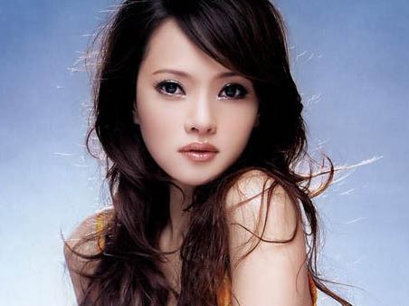 Angela Zhang fotoğrafı Angela Zhang fotoğrafı