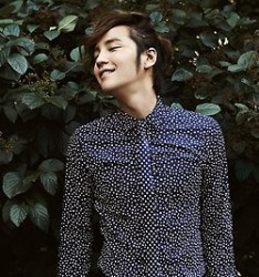 Yoon Si Yoon Fotoğrafları 132